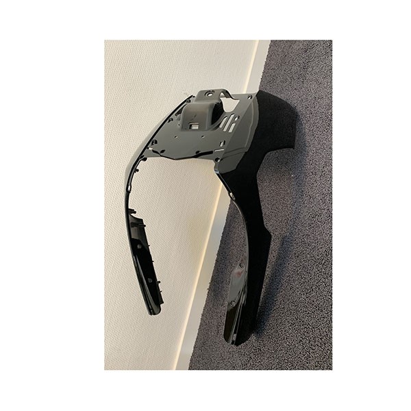 beenschild Kymco origineel zwart like 64302-lgr5-e10-n1p