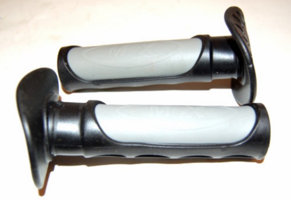 handvatset DMP mod. progrip zwart/grijs beta, derbi, rieju, otr, sm=op=op