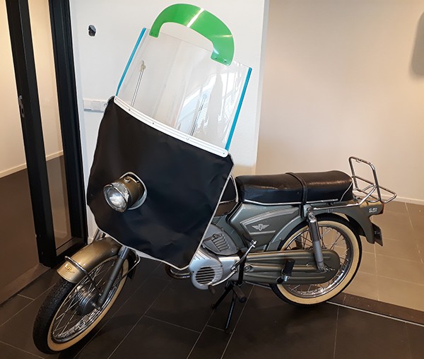 windscherm Regia (made in EU) +spatflap oldtimer kreidler, puch, sachs, zundapp